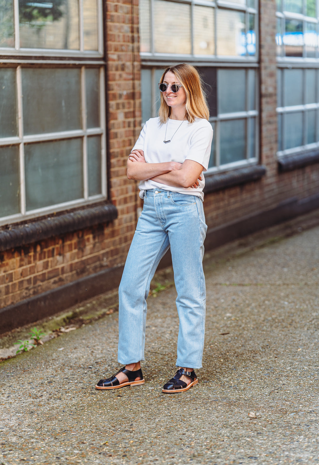 E9-LIGHT-WASH-JEANS-BLACKHORSE E9-LIGHT-WASH-JEANS-BLACKHORSE